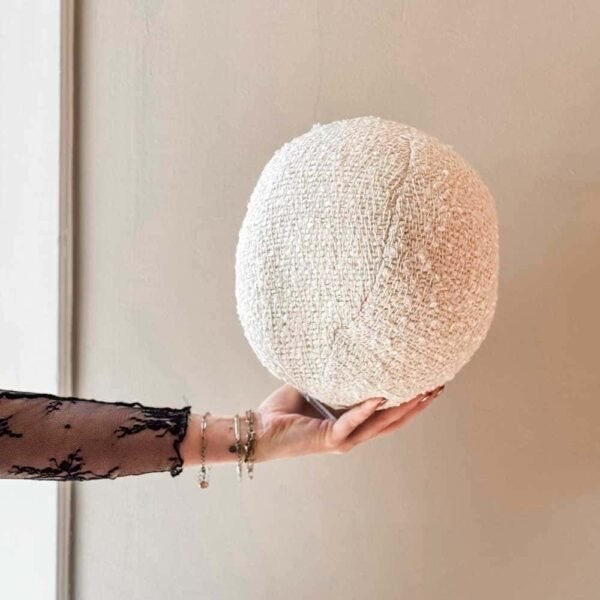 Bouclé pagalvėlė-dekoracija, smėlio spalva, 2 dydžiai